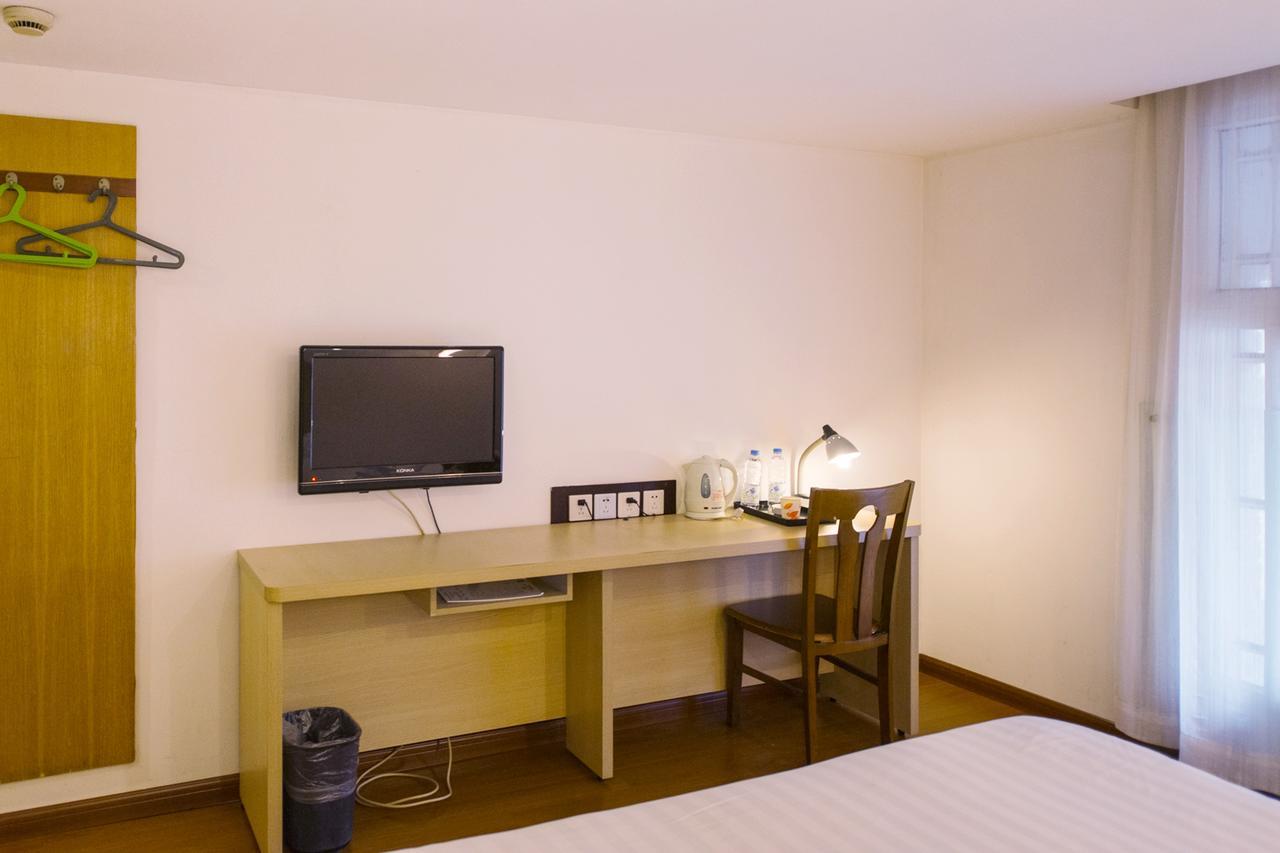 Motel Chongqing Jiefangbai Hongyadong Pedestrian Street Kültér fotó